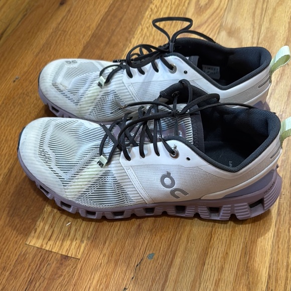 On Running Shoes - On Running Athletic Shoes in White and Purple